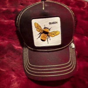 New Goorin queen bee Black and Gold Bee Embroidered hat